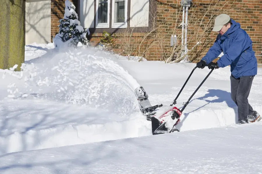 Snow Removal Tips For Managing Heavy Winter Snowfall Midvale, UT