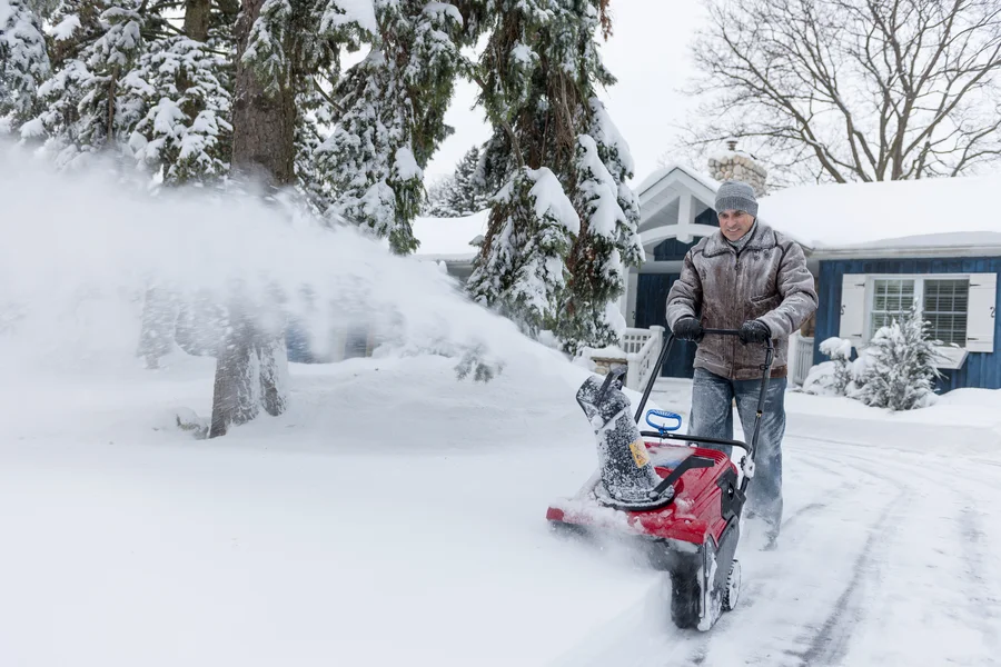 Snow Removal Tips For Managing Heavy Winter Snowfall in Midvale, UT